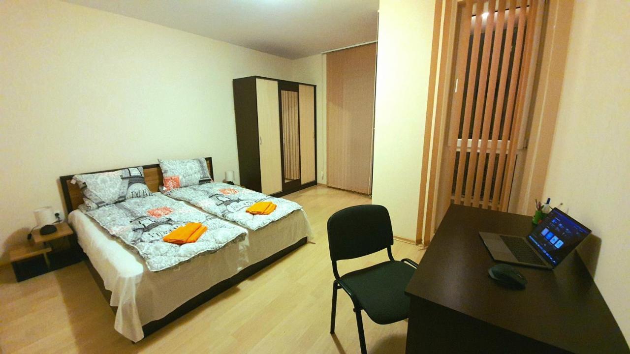דירות וארנה Minimalistic 1Br Flat With A Parking Spot מראה חיצוני תמונה